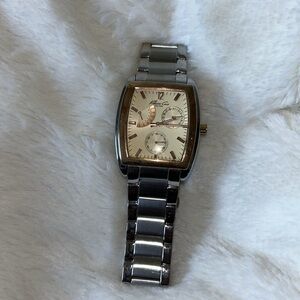 Kenneth Cole, New York, Golden Silver tone watch